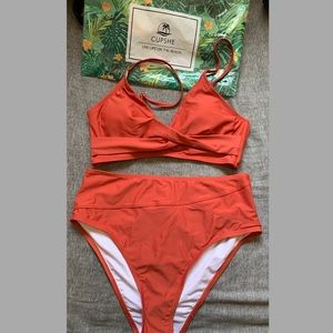 CUPSHE RED TWIST HIGH-WAIST BIKINI• NWT
